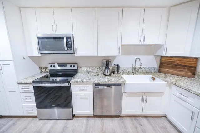 $385,000 | 745 East Bradley Avenue, Unit 11, El Cajon, CA 92021