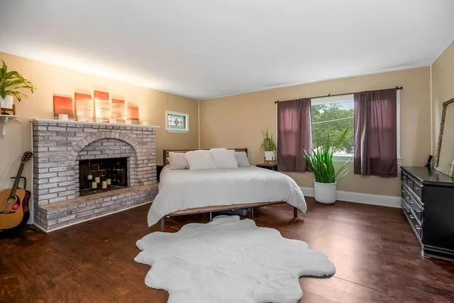 $300,000 | 8304 Mercier Street, Kansas City, MO 64114