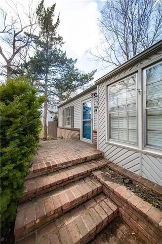 $300,000 | 8304 Mercier Street, Kansas City, MO 64114