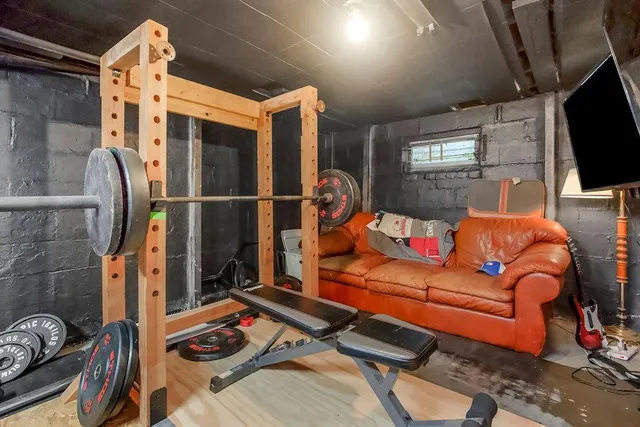 $300,000 | 8304 Mercier Street, Kansas City, MO 64114