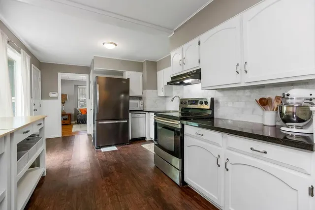 $300,000 | 8304 Mercier Street, Kansas City, MO 64114