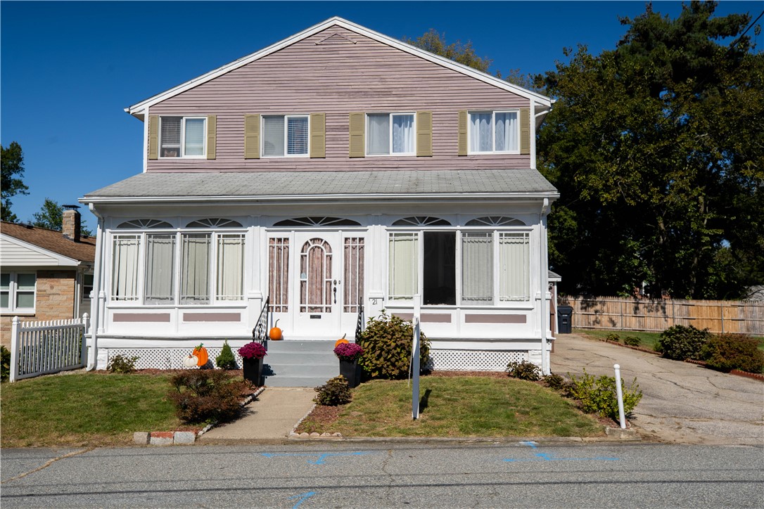 21 Madison Street Warwick, RI 02888 - Photo 1 of 30 exterior