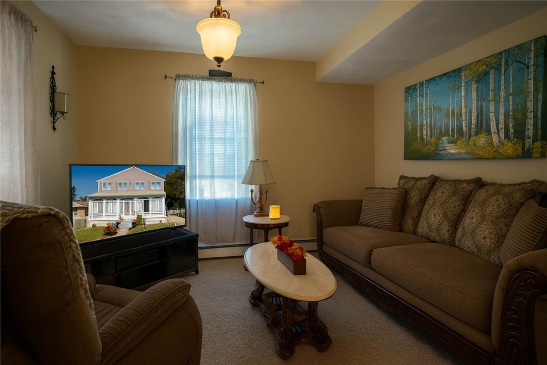 21 Madison Street Warwick, RI 02888 - Photo 8 of 30 living room