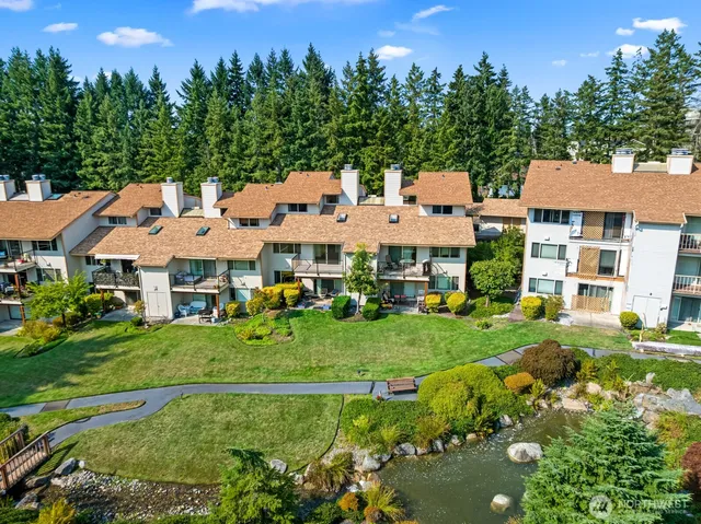 $429,950 | 7612 37th Street West, Unit D, University Place, WA 98466