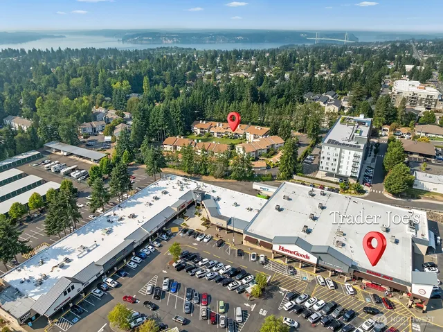 $429,950 | 7612 37th Street West, Unit D, University Place, WA 98466