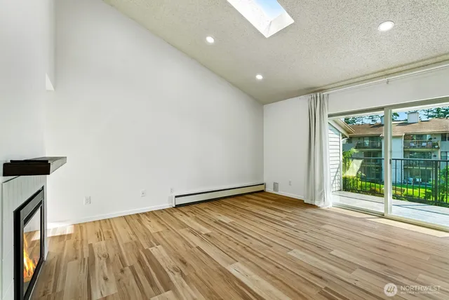 $429,950 | 7612 37th Street West, Unit D, University Place, WA 98466