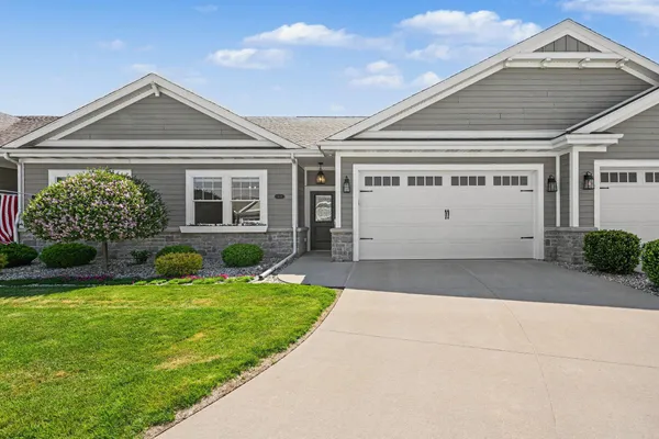 $459,900 | 609 Breaker Cove Drive, Bay City, MI 48708