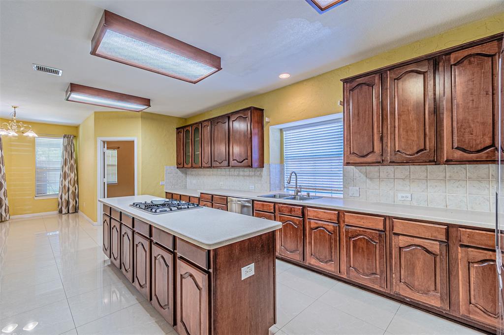 1913 Blue Ridge Drive Flower Mound, TX 75028 - Photo 27 of 40