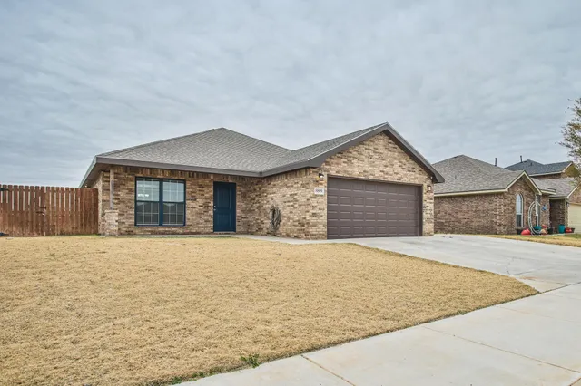 $1,900 | 8809 16th Street, Lubbock, TX 79416