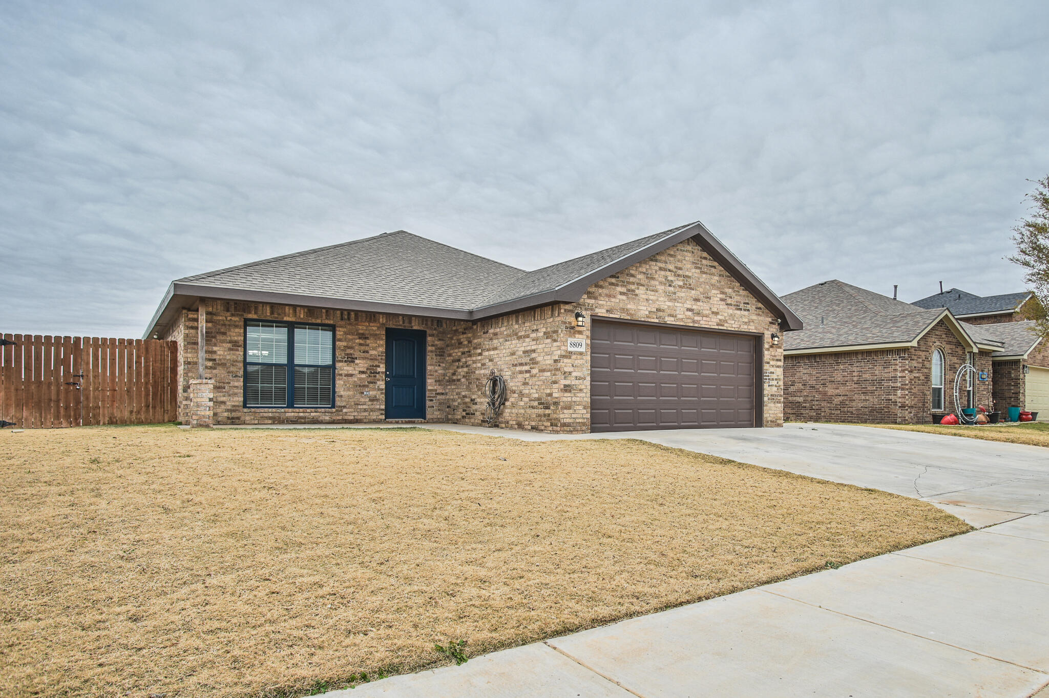 8809 16th Street Lubbock, TX 79416 - Photo 3 of 27 haleydphotography-3