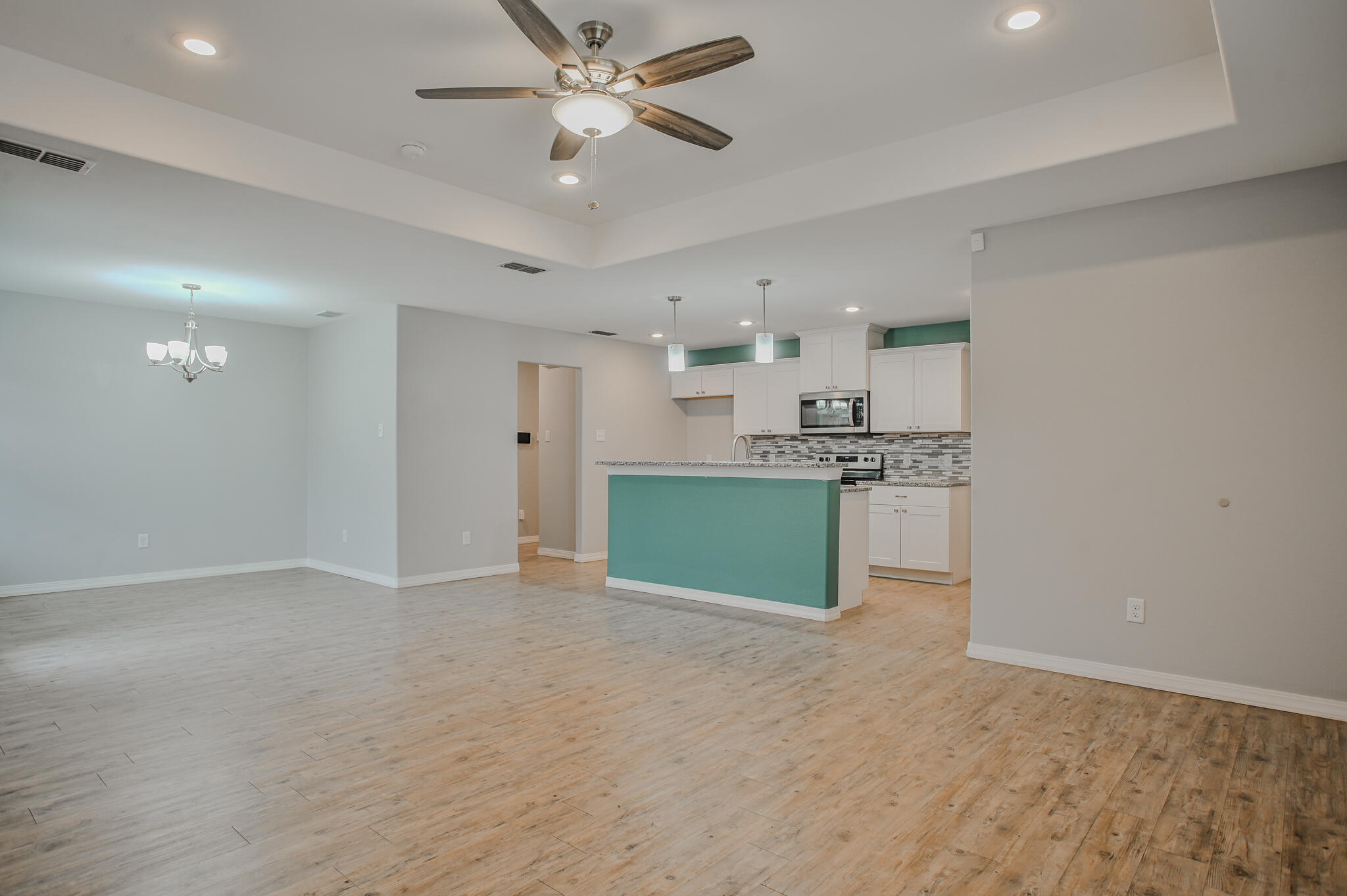 8809 16th Street Lubbock, TX 79416 - Photo 5 of 27 haleydphotography-5