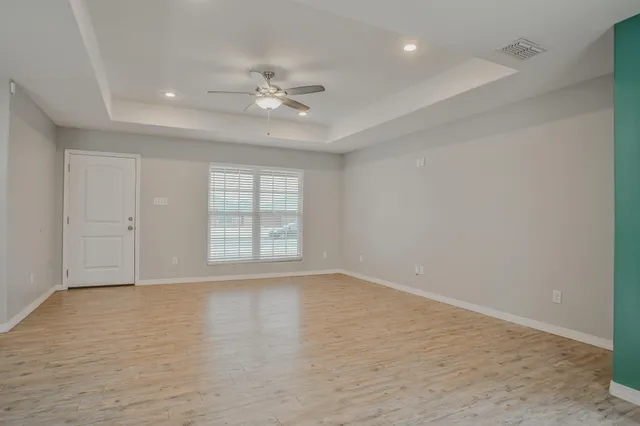 $1,900 | 8809 16th Street, Lubbock, TX 79416