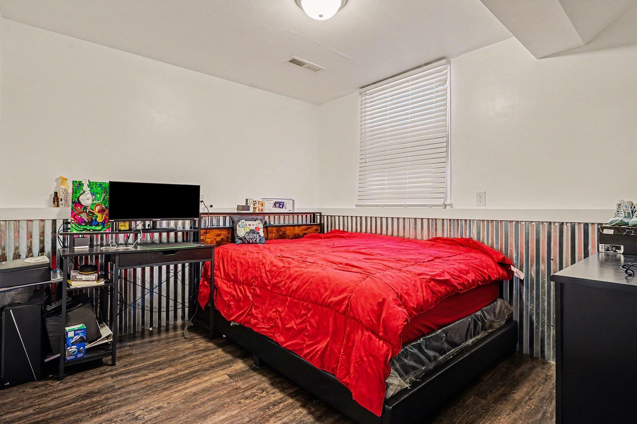 566 South Dangl Road Muskegon, MI 49442 - Photo 11 of 16 011_file_1146