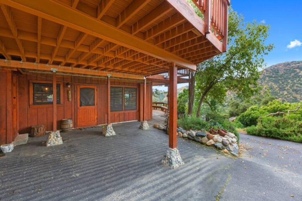 42182 Mynatt Drive Three Rivers, CA 93271 - Photo 51 of 67 More parking (1)
