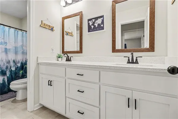 $449,900 | 100 Dove Creek, LaGrange, GA 30241