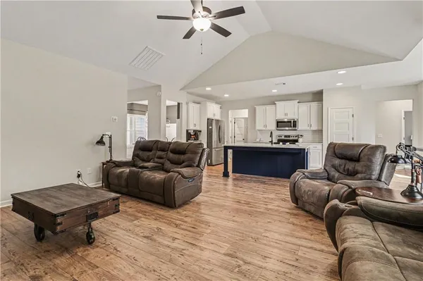 $449,900 | 100 Dove Creek, LaGrange, GA 30241