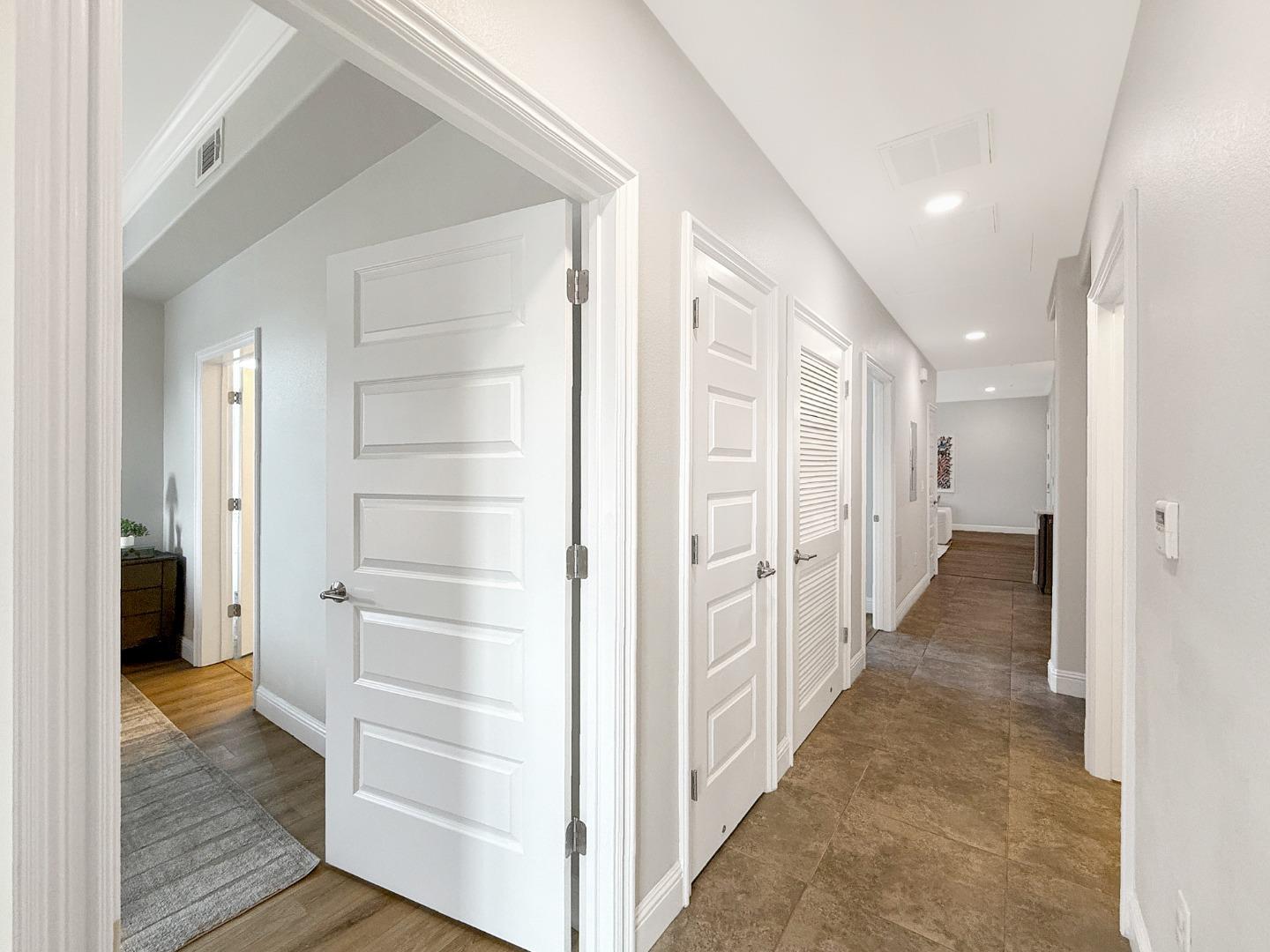 538 South Mathilda Avenue, Unit 301 Sunnyvale, CA 94086 - Photo 11 of 45