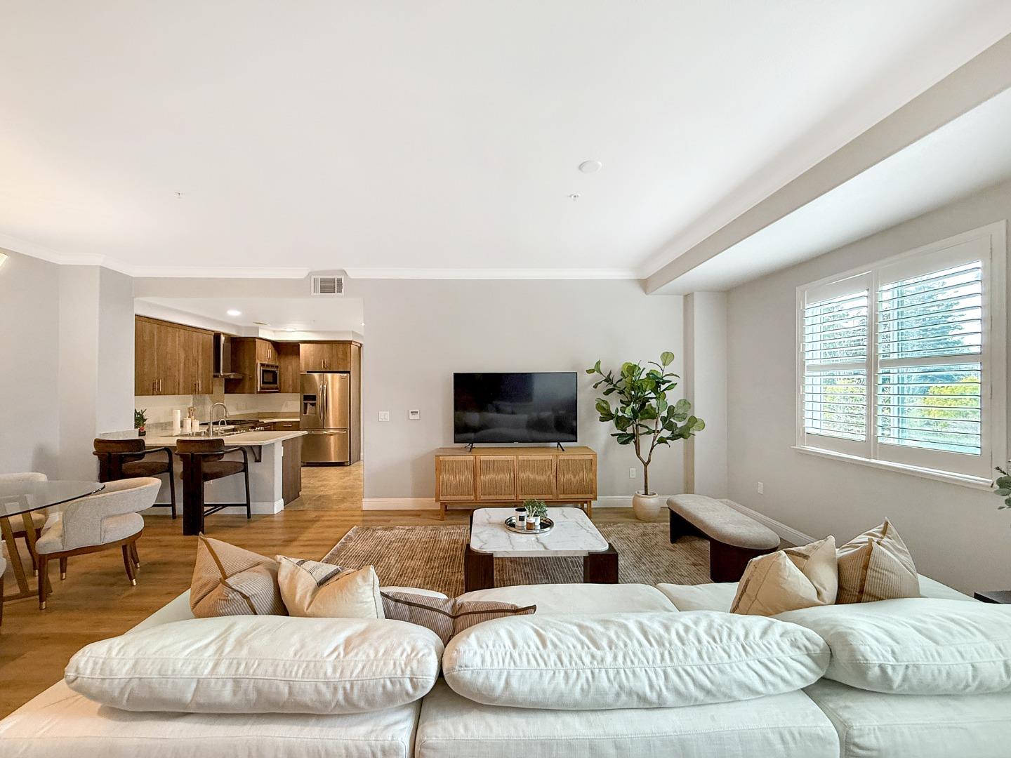 538 South Mathilda Avenue, Unit 301 Sunnyvale, CA 94086 - Photo 8 of 45