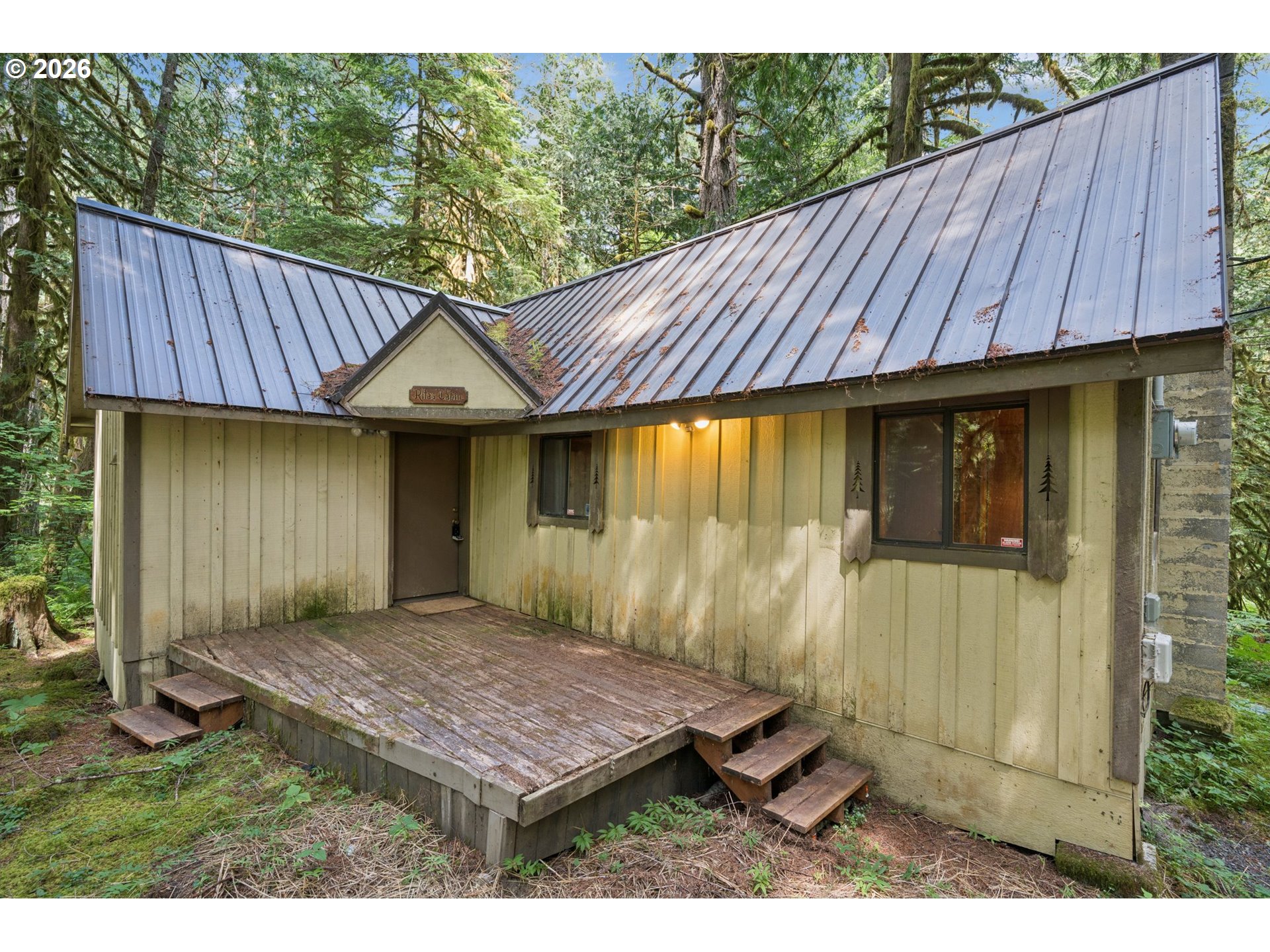 28320 Road 20 Rhododendron, OR 97049 - Photo 10 of 41
