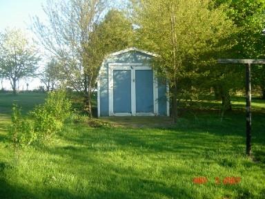 5864 Old Carriage Road Bath, PA 18014 - Photo 3 of 5 a view of a garden