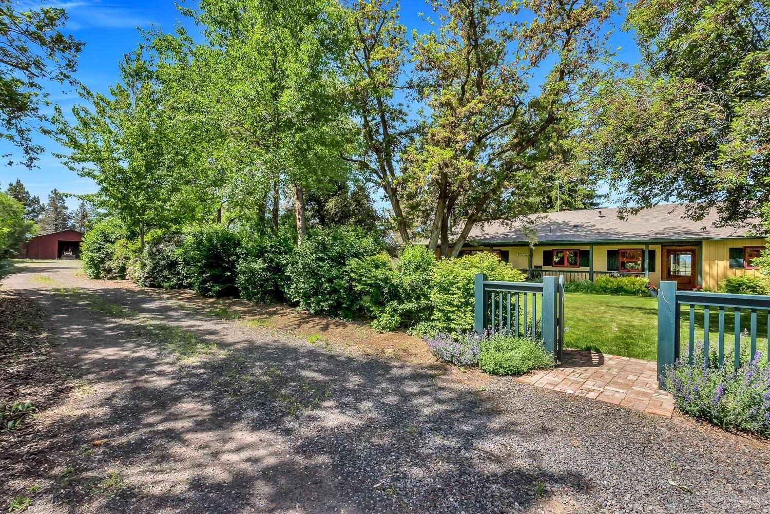20325 Sturgeon Road Bend, OR 97703 - Photo 20 of 25 Gallery Image 20