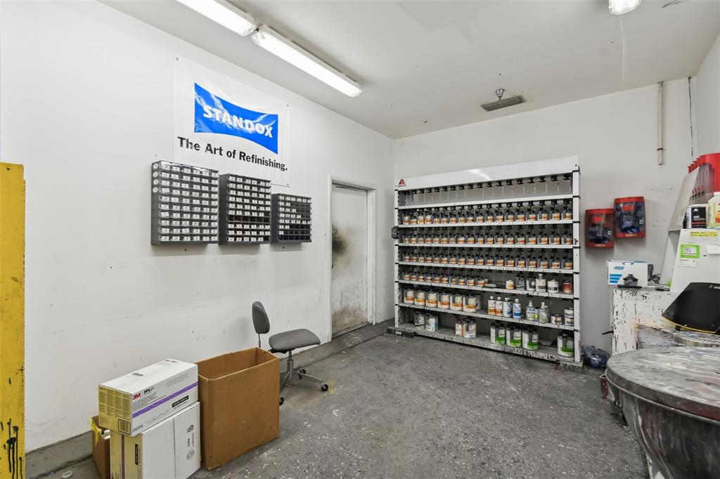 301 Southwest 6th Street Southwest Winter Haven, FL 33880 - Photo 17 of 31