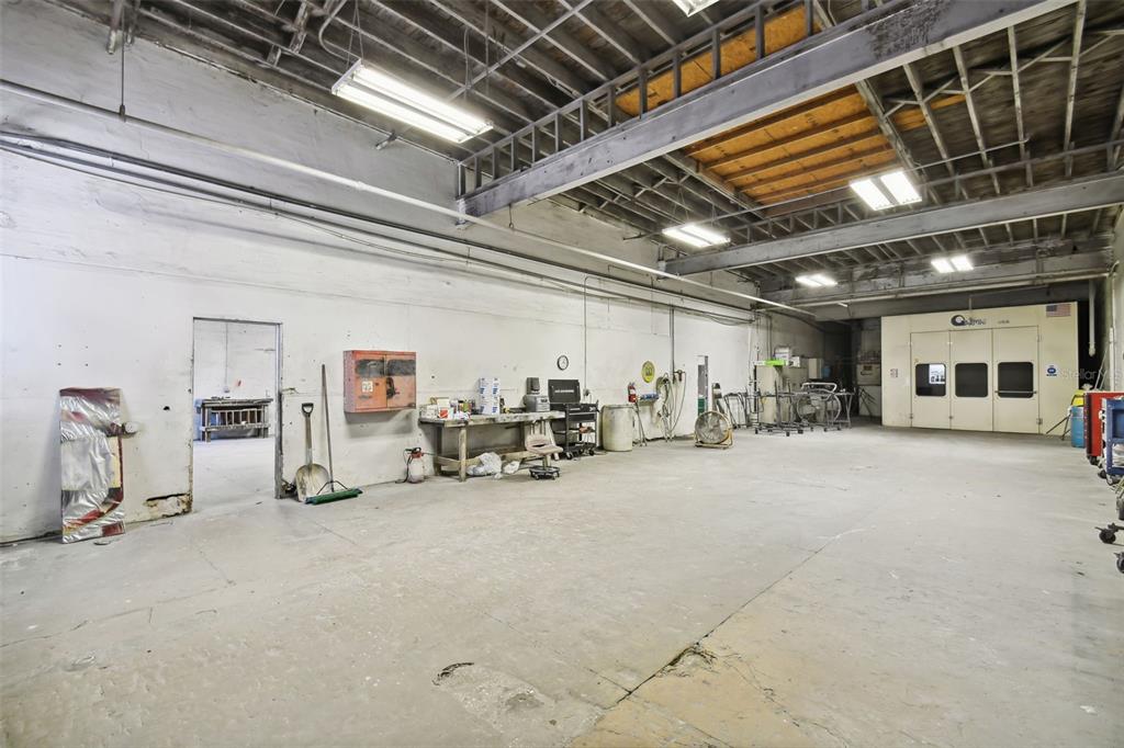 301 Southwest 6th Street Southwest Winter Haven, FL 33880 - Photo 18 of 31