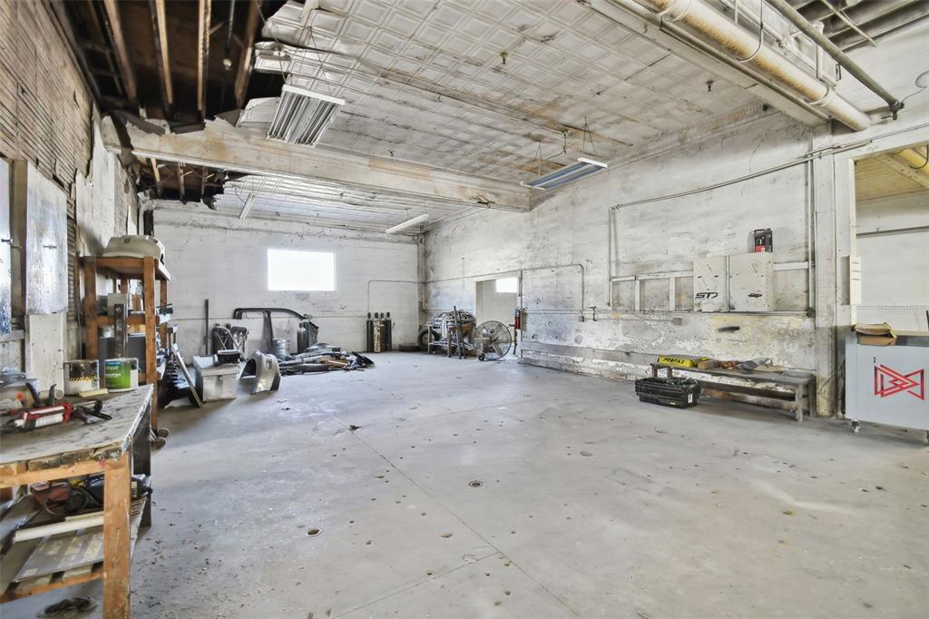 301 Southwest 6th Street Southwest Winter Haven, FL 33880 - Photo 22 of 31