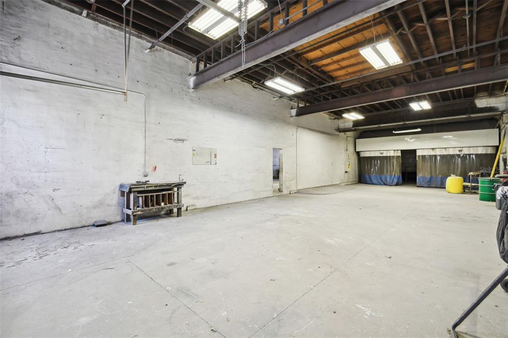 301 Southwest 6th Street Southwest Winter Haven, FL 33880 - Photo 7 of 31