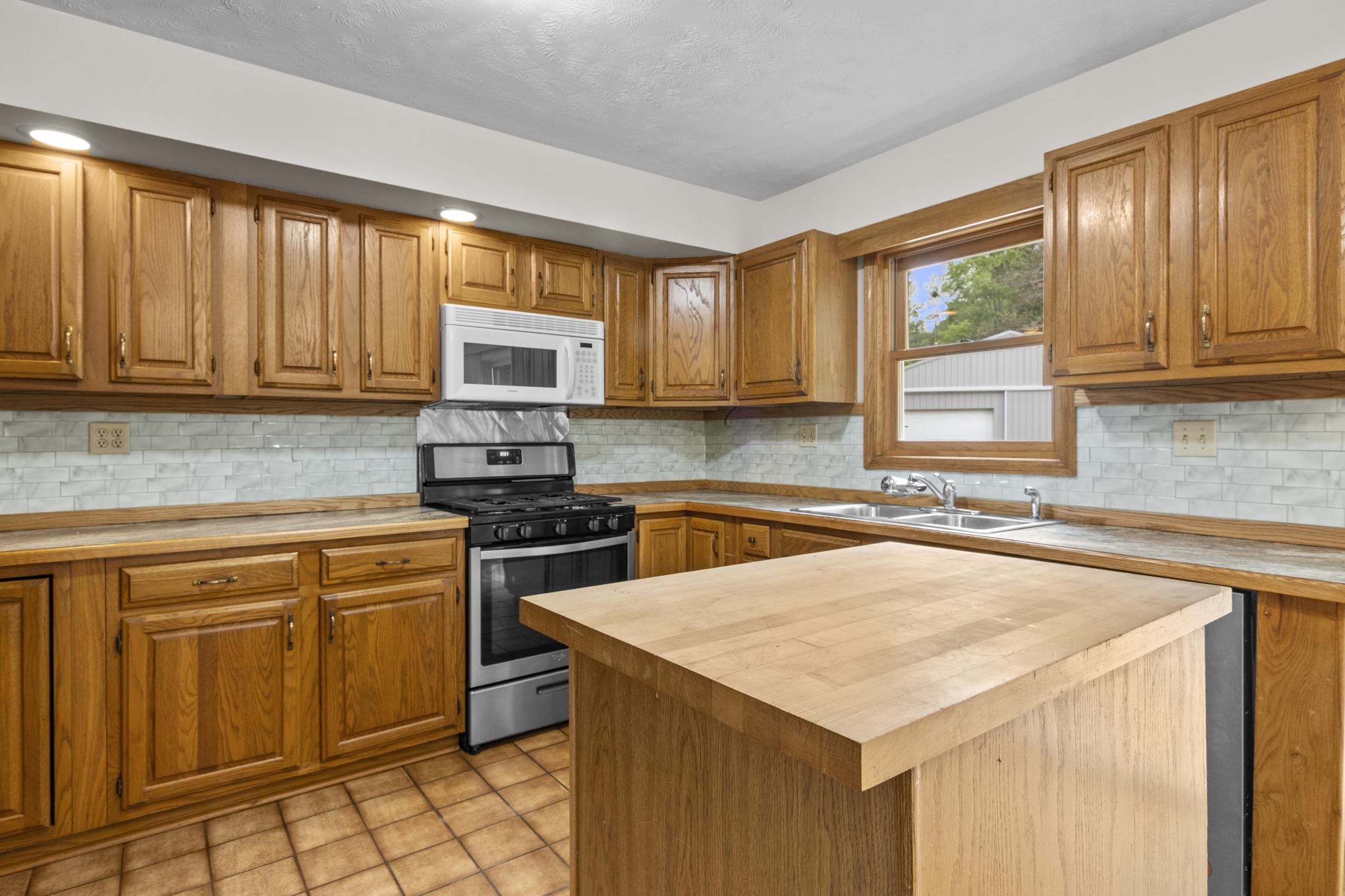 8597 East Fouch Road Traverse City, MI 49684 - Photo 23 of 25