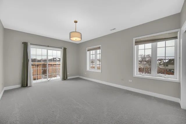 $3,300 | 9400 South 79th Avenue, Unit 3F, Hickory Hills, IL 60457