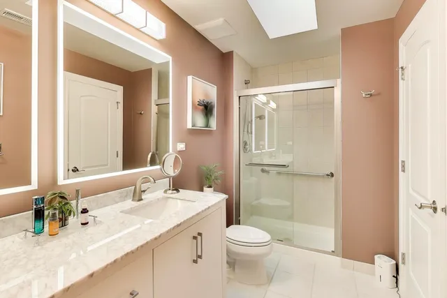 $699,000 | 3233 North Ozanam Avenue, Chicago, IL 60634