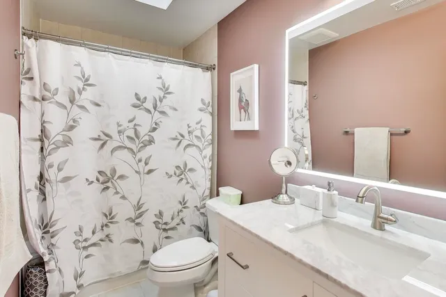 $699,000 | 3233 North Ozanam Avenue, Chicago, IL 60634