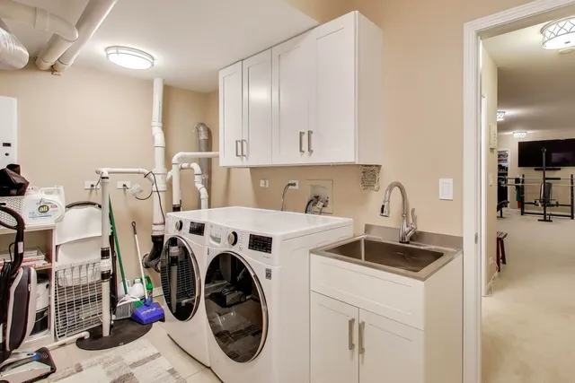 $699,000 | 3233 North Ozanam Avenue, Chicago, IL 60634