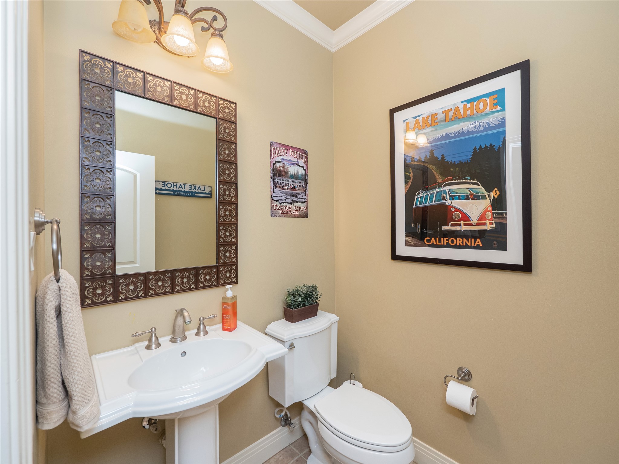 104 East Rustle Cove Georgetown, TX 78628 - Photo 15 of 40 Half Bath