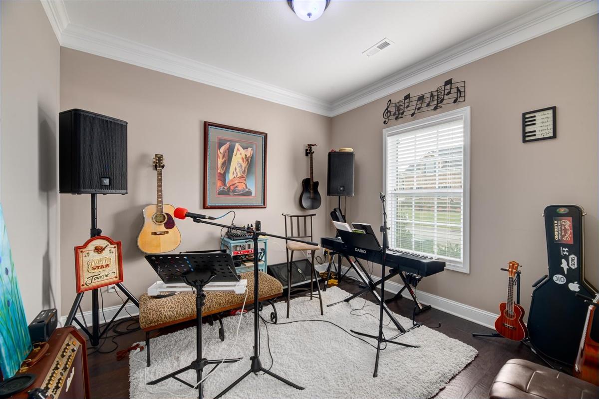 1706 Yearling Road Knoxville, TN 37932 - Photo 15 of 30 16-1706-Yearling-Rd-Knoxville-TN-16