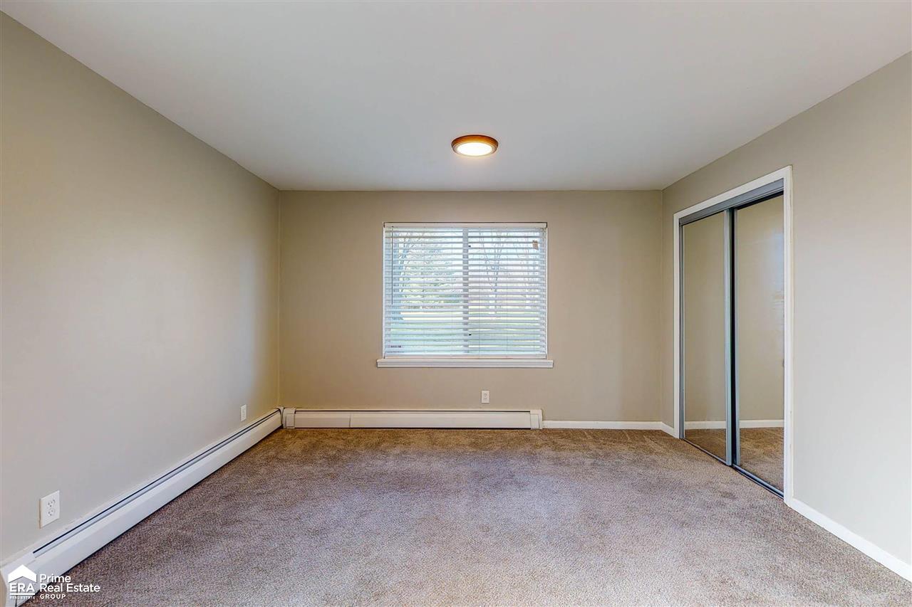 4083 Center Road Flint, MI 48506 - Photo 3 of 49
