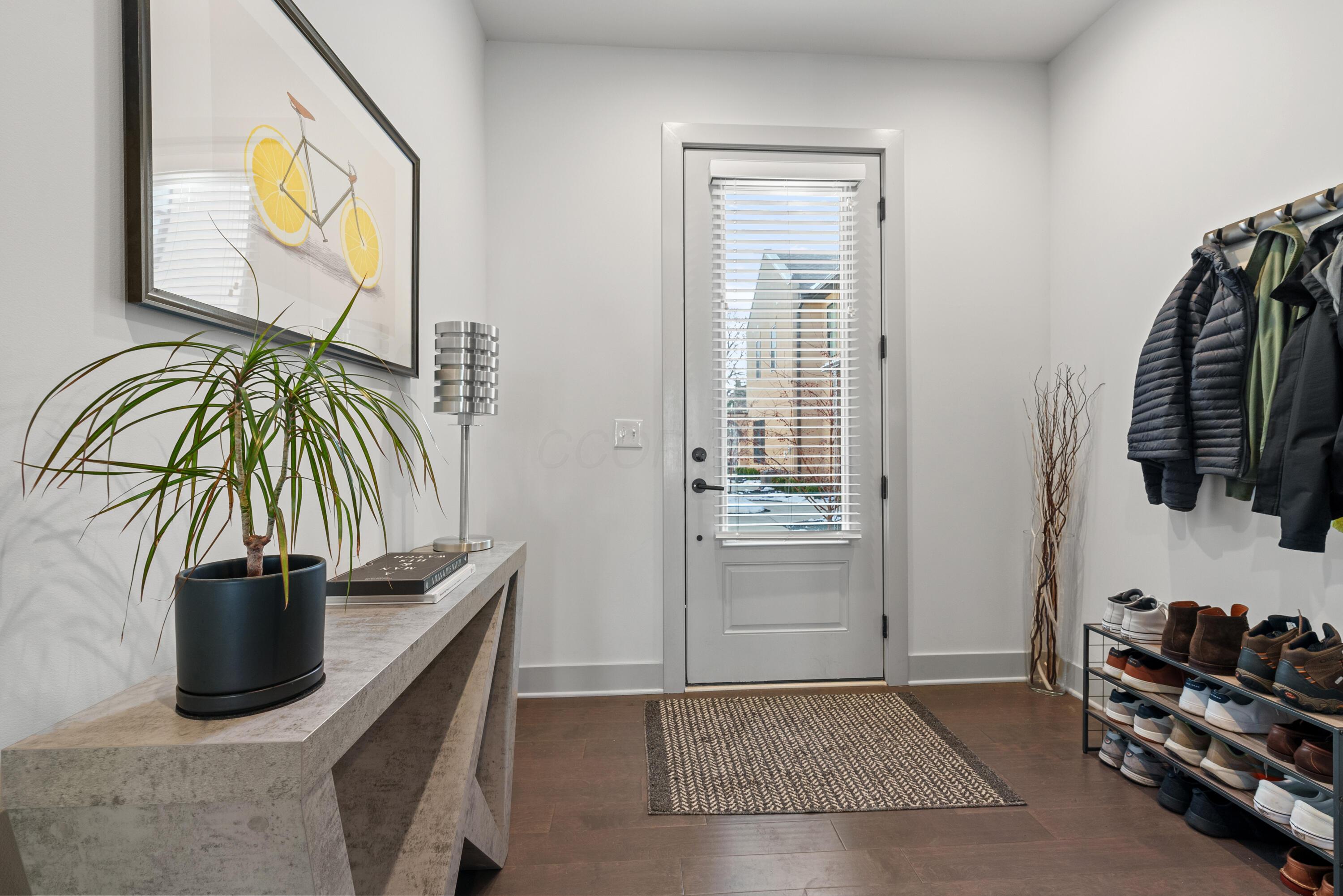 1078 Bryden Road, Unit 6 Columbus, OH 43205 - Photo 13 of 74 DSC01276