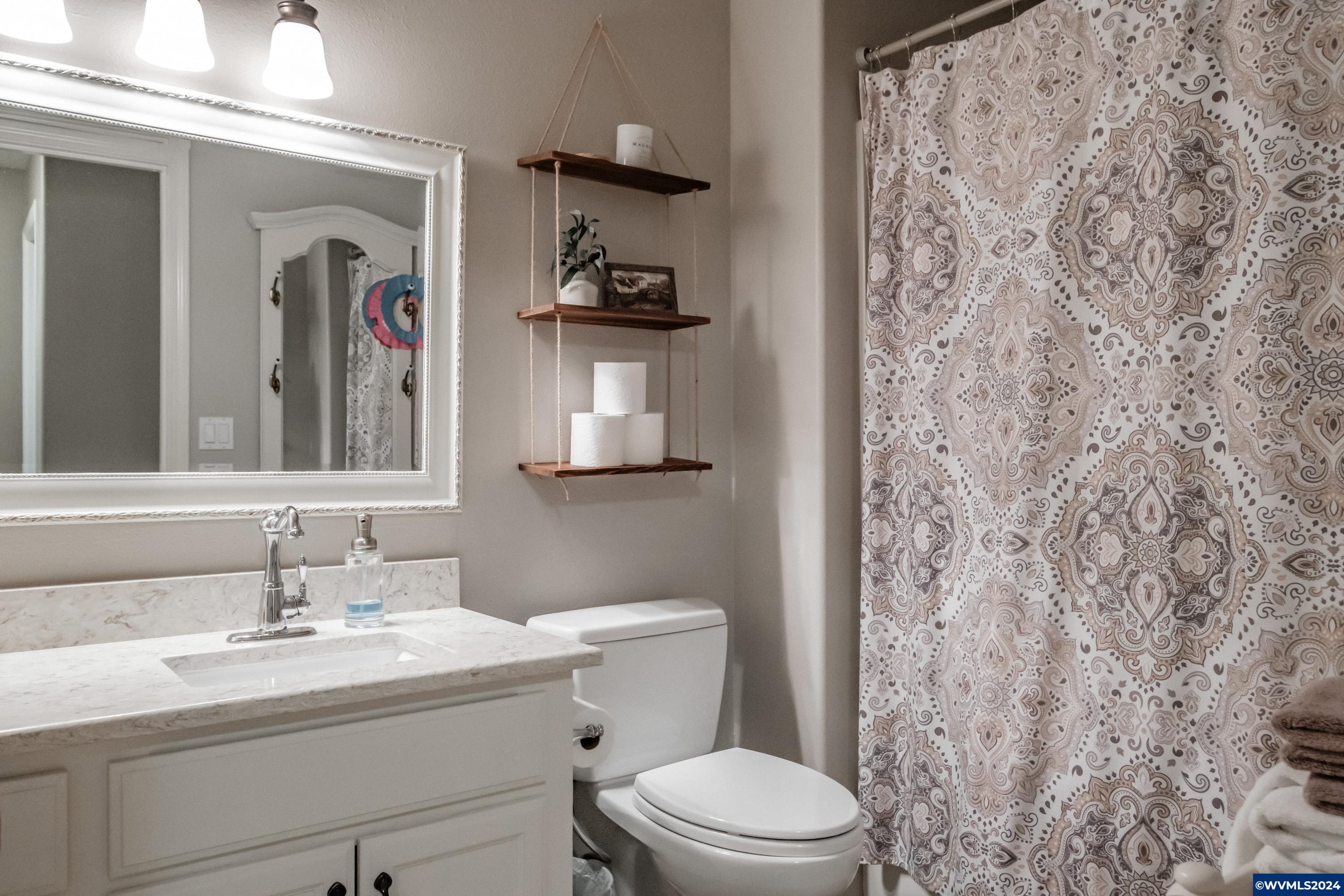 1689 Baxter Road Southeast Salem, OR 97306 - Photo 21 of 42 Gallery Image 21