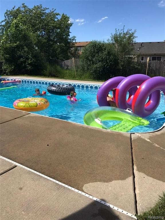 45066 Rector Drive Canton, MI 48188 - Photo 18 of 26