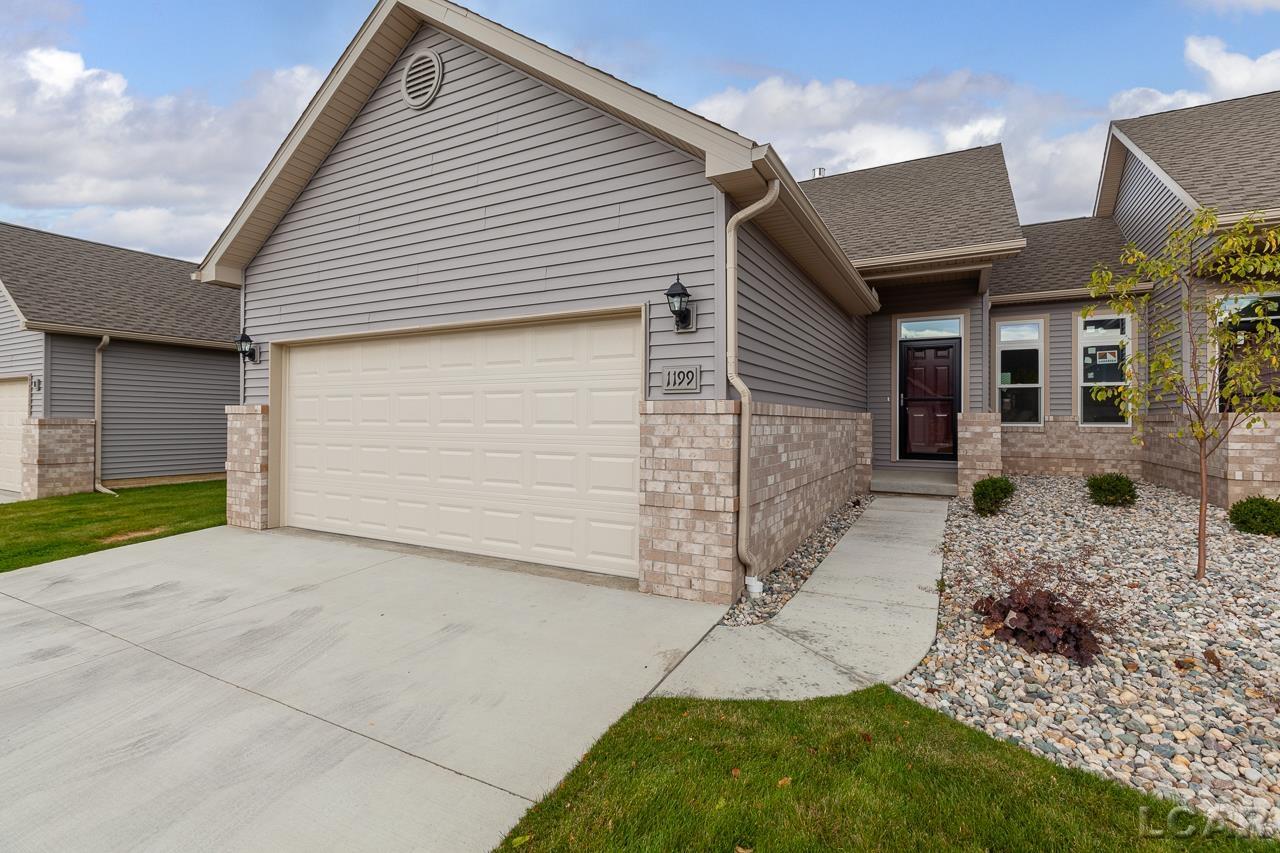 1199 Ridge Lane Tecumseh, MI 49286 - Photo 1 of 43 50125611.JPG