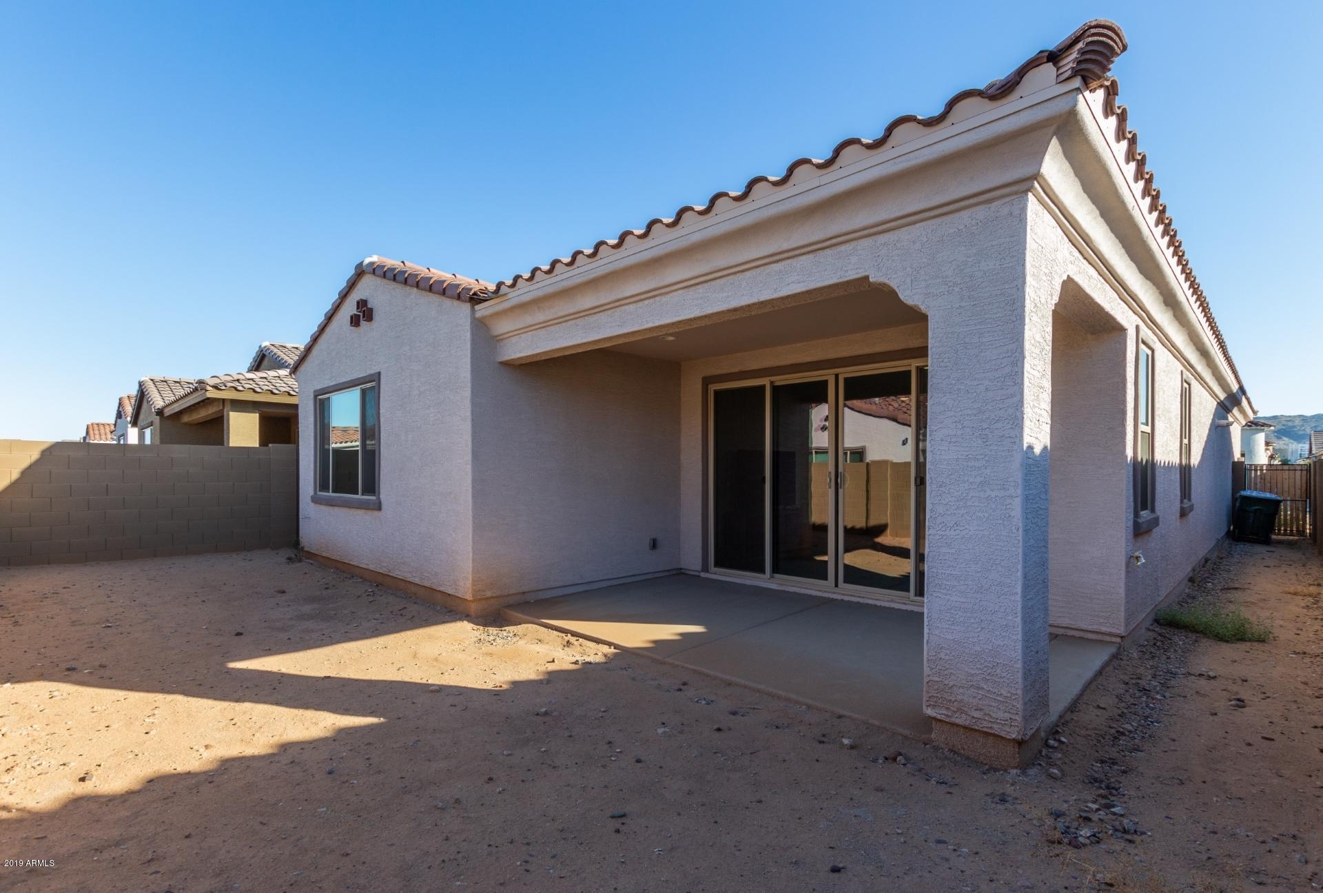 2822 East Fraktur Road Phoenix, AZ 85040 - Photo 15 of 24 0019-Fraktur (20)
