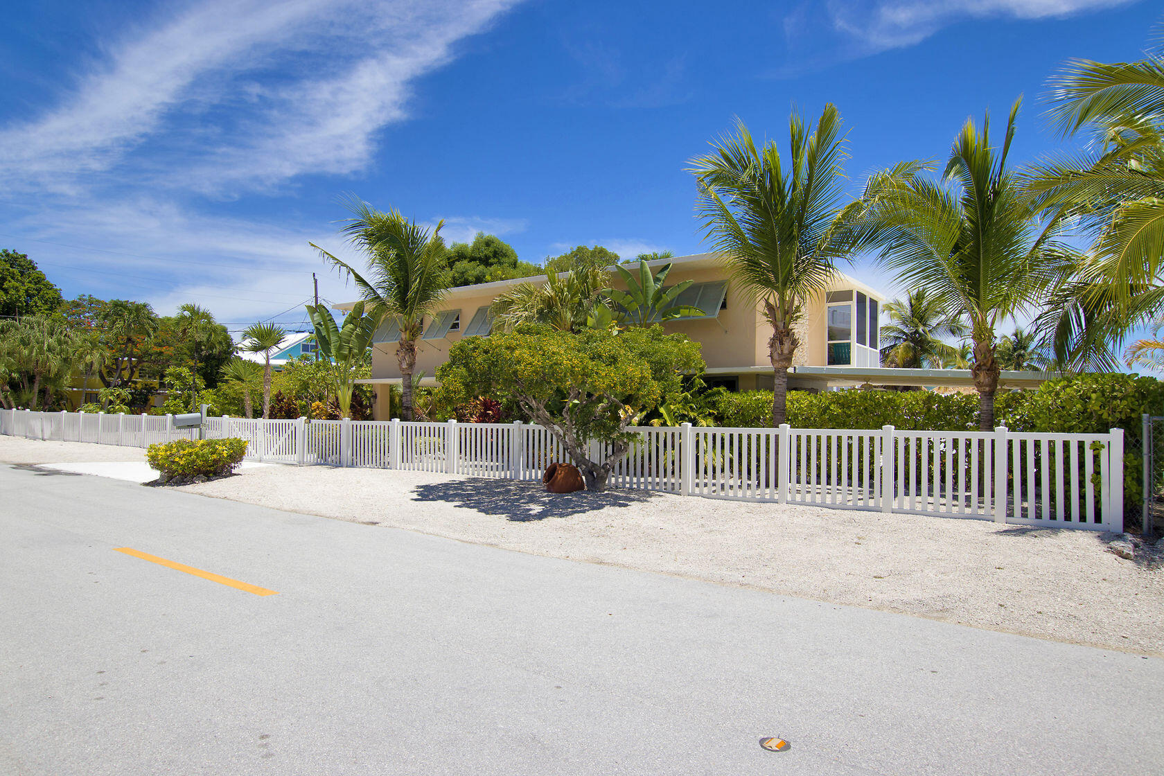 1126 Heron Road Key Largo, FL 33037 - Photo 3 of 35 virtual-tour-330586-mls-high-res-image-2