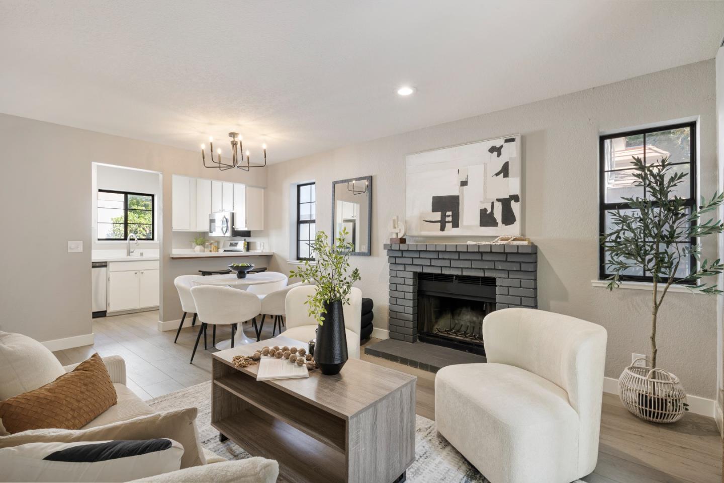 101 East Middlefield Road, Unit 5 Mountain View, CA 94043 - Photo 9 of 24 Gallery Image 9
