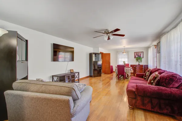 $4,250 | 1925 Belgrade Avenue, Charleston, SC 29407