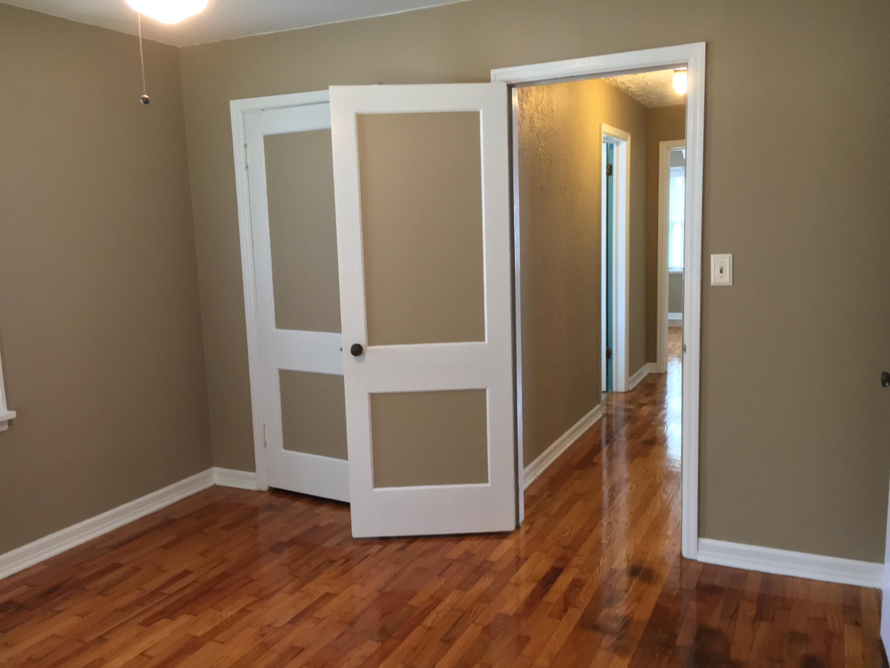 1610 East Cairo Street Springfield, MO 65802 - Photo 10 of 21 IMG_2319