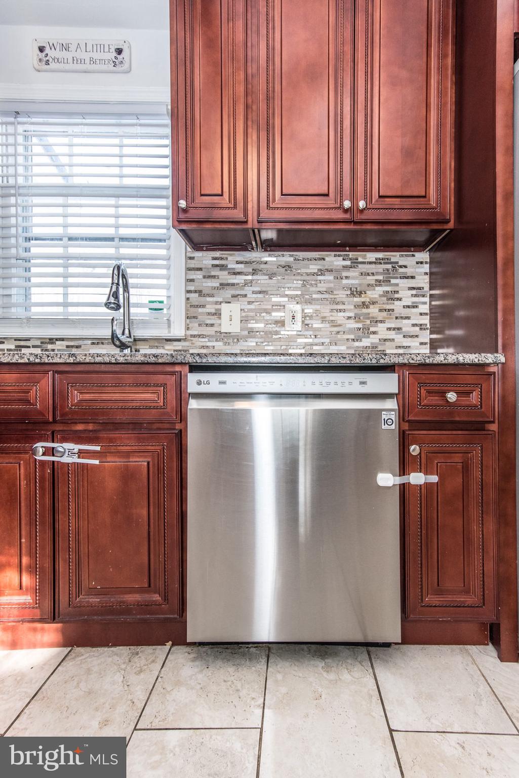 436 Valley Road Elkins Park, PA 19027 - Photo 8 of 31 Gallery Image 8
