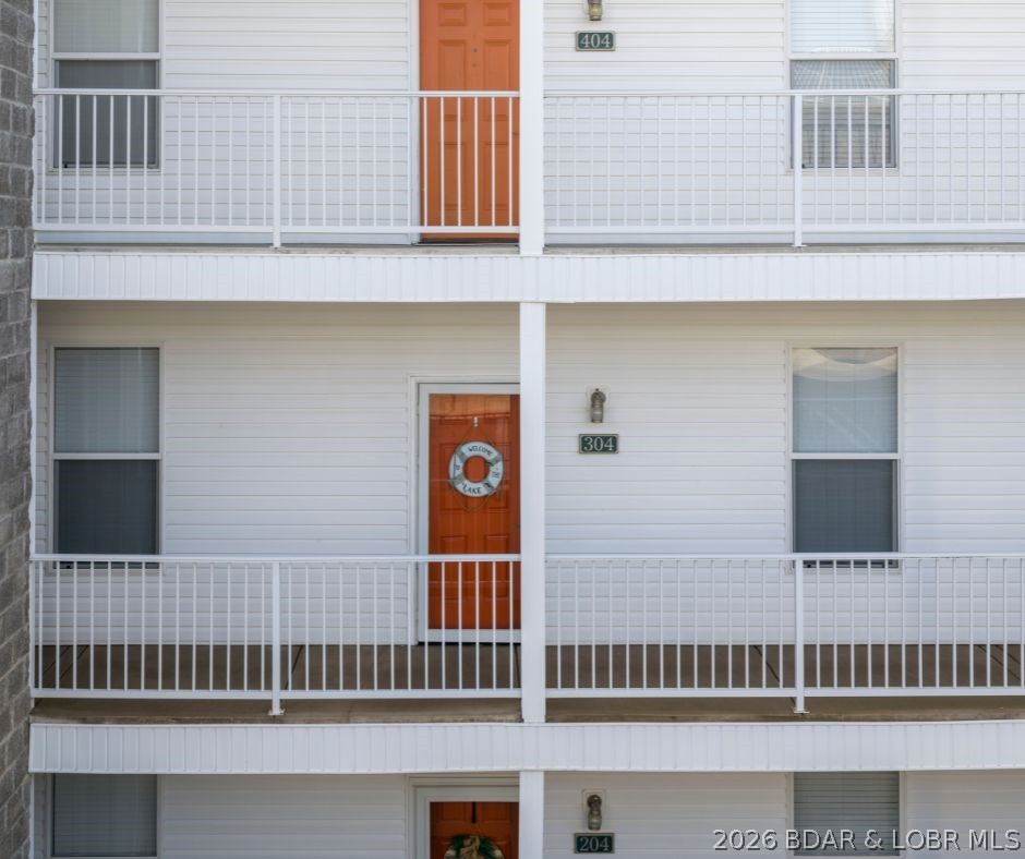 64 Knox Road, Unit N304 Rocky Mount, MO 65072 - Photo 39 of 50 Main Level Entry