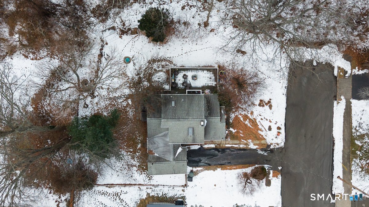 50 Howe Street Milford, CT 06460 - Photo 3 of 26