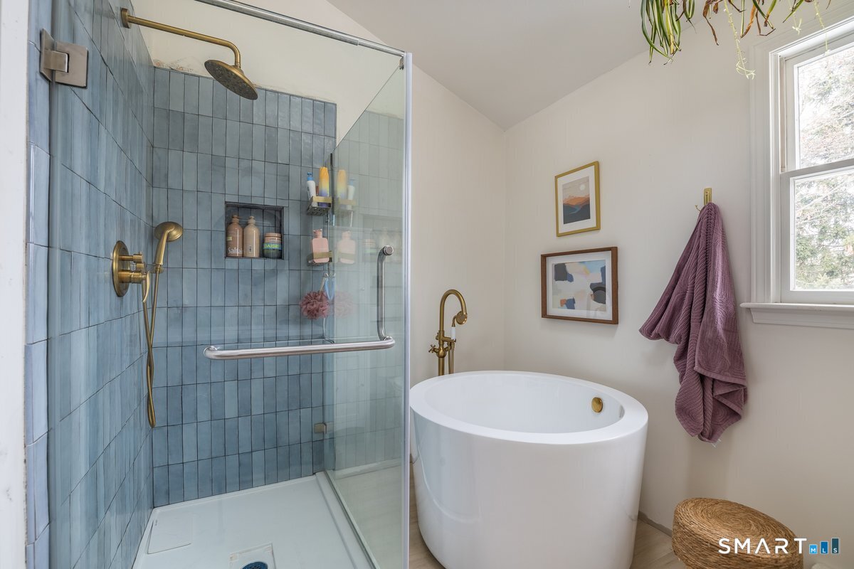 50 Howe Street Milford, CT 06460 - Photo 8 of 26